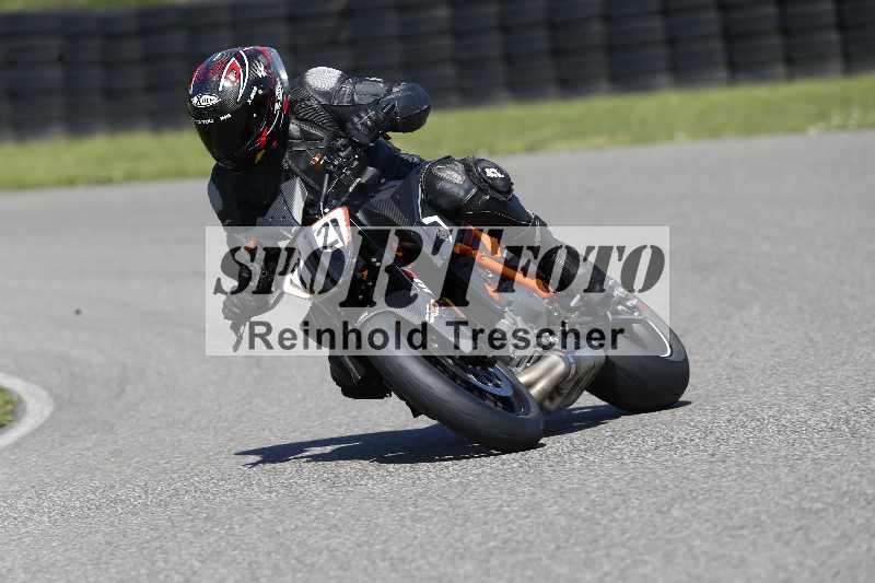 /43 08.08.2025 Discover the Bike ADR/Race 3 rot/72